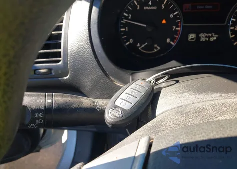 2015 Nissan Altima 2.5 S из США, поврежденный, VIN 1N4AL3AP9FC468721